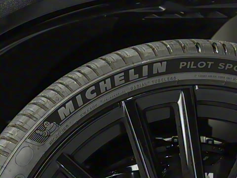 2024�� xDrive 40Li �����ͺ���������