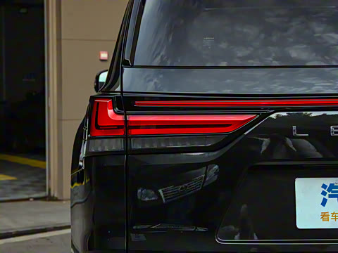 2025�� 700h OVERTRAIL�쾳��