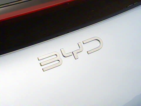 2025�� �Ǽݰ� 305km ���ɰ�