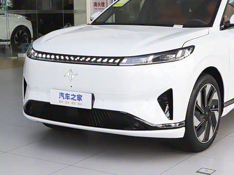 2025�� 210Ultra���Ȱ� 6��