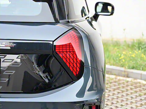 2025�� JOHN COOPER WORKS