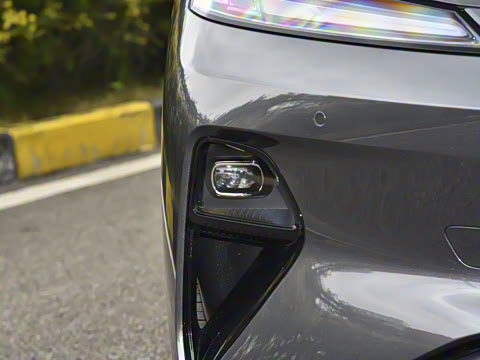 2025�� 530UltraǬ���Ǽ�ADS SE�����