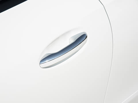 2025�� CLE 300 4MATIC �����ͽ��ܳ�