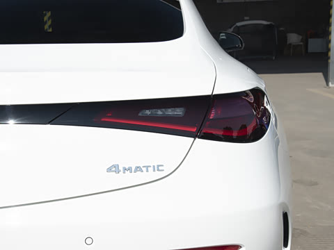 2025�� CLE 300 4MATIC �����ͽ��ܳ�