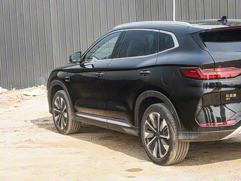 2025�� EV �Ǽݰ� 520km ������