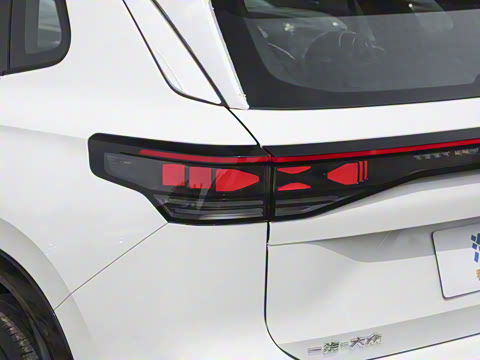 2025�� ̽��L 330TSI ������ӢCity��