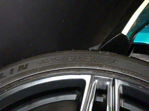 2024�� 4.0T V8 Coupe