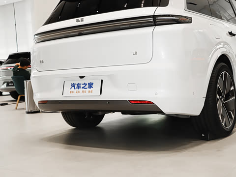 2025�� Ultra ���ܻ��°�