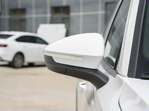 2025�� PRO 380TSI ���� R-Line �����