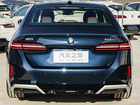 2025�� 530Li ������ M�˶���װ