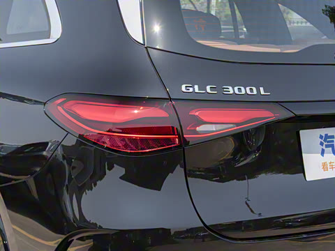 2025�� �Ŀ� GLC 300 L 4MATIC ������ 7��