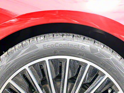 2025�� CLE 260 ���ܳ�