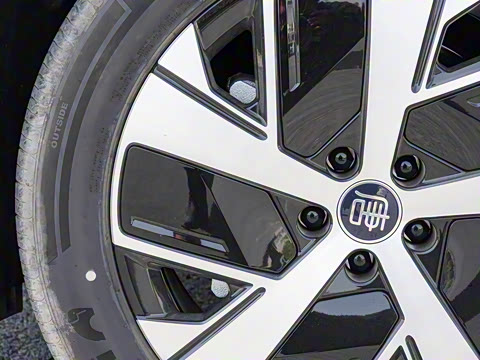 2025�� EV 670KM�����״�������