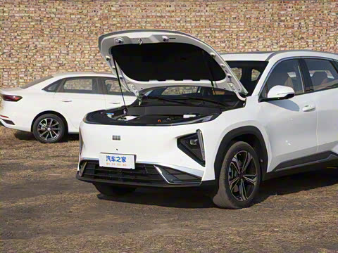 2025�� EM-i 115km ̽��+��