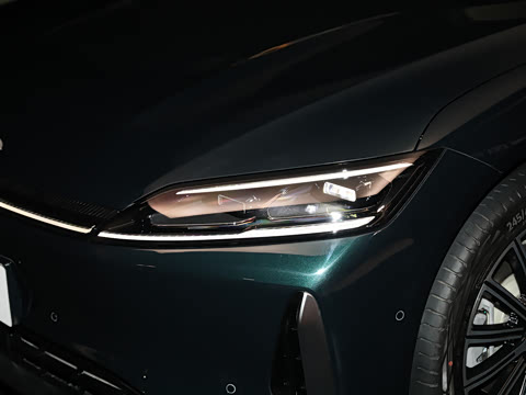 2025�� ������