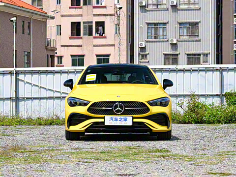 2025�� CLE 300 4MATIC �����ͽ��ܳ�