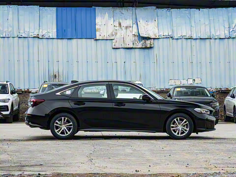 2025�� 240TURBO CVT ��ȤPlus