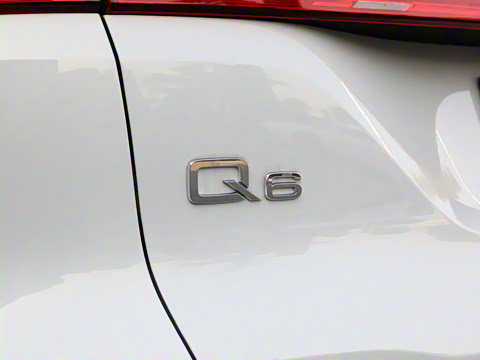 2024�� 45 TFSI quattro ������ ������װ 7��