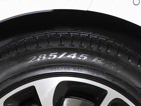 2024�� 4.0T V8 ������