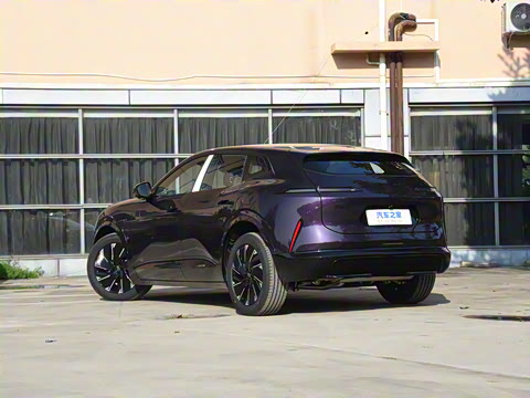 2024�� Pro+���̰�