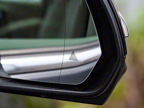 2025�� V 300 L ����������