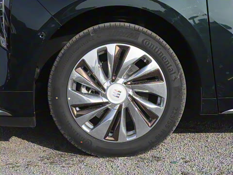 2025�� 2.0T ����˽����