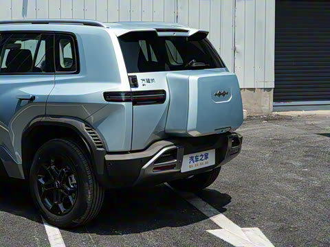 2025�� 501KM ����Pro��