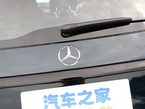 2024�� GLC 260 L 4MATIC ������ 5��