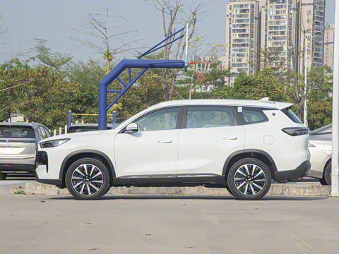 2025�� 1.5T 130km ���ʰ� 7��