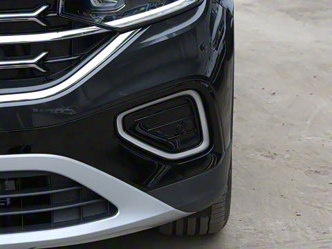 2025�� ������ 300TSI