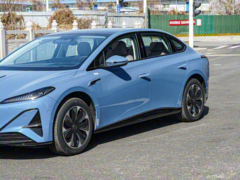 2025�� 750��ѡ��