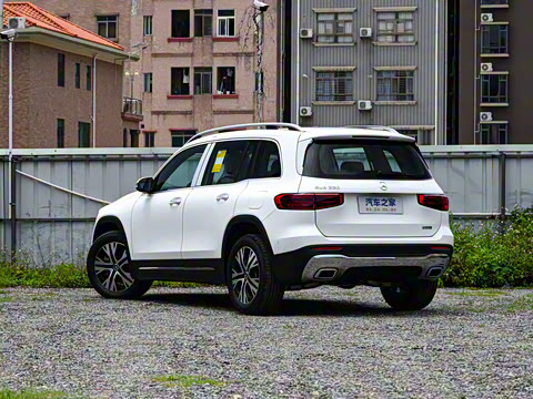 2025�� GLB 220 ������