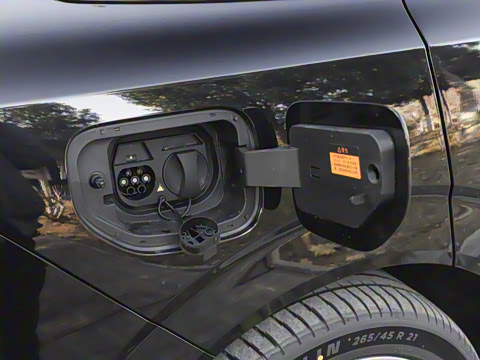 2025�� 636Max����� 5��