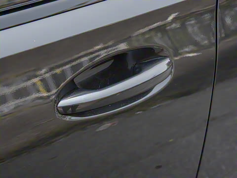 2025�� �Ŀ� C 260 L �ҹ�˶���