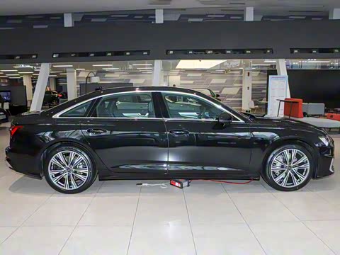 2025�� �Ŀ� 45 TFSI ��ѡ������