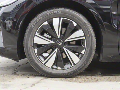 2025�� ��������� 525������