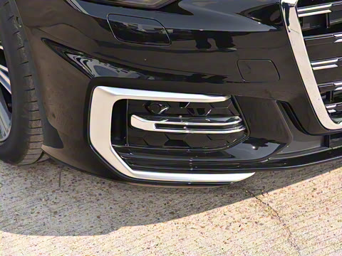 2025�� �Ŀ� 55 TFSI quattro ����������