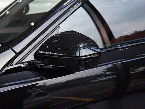 2024�� 525i M�˶���װ