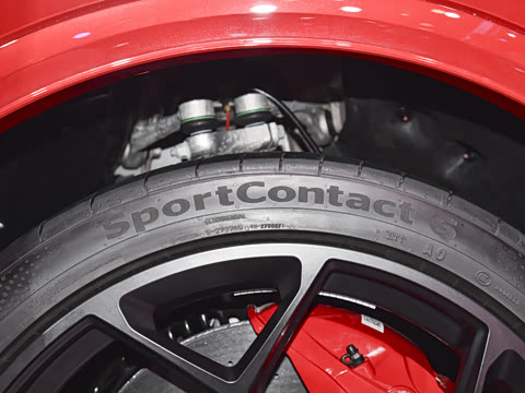 2025�� RS Q8 4.0T performance