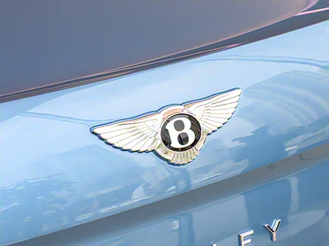 2026�� 4.0T V8 Mulliner