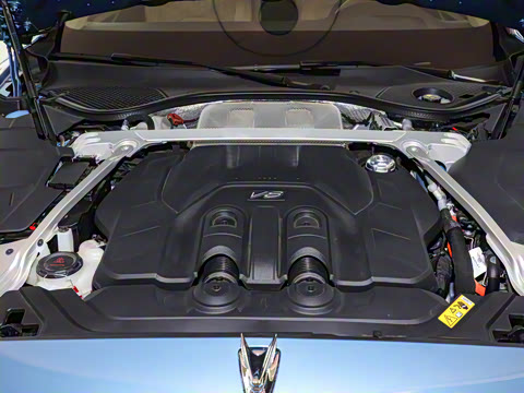 2026�� 4.0T V8 Mulliner