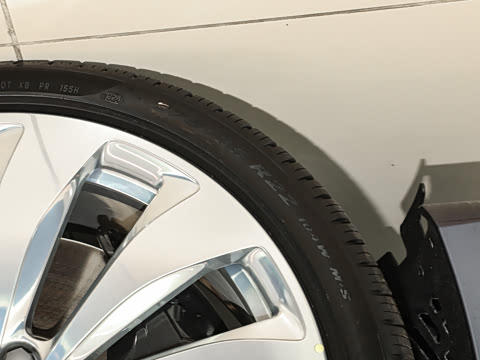 2024�� V8 Edition 8