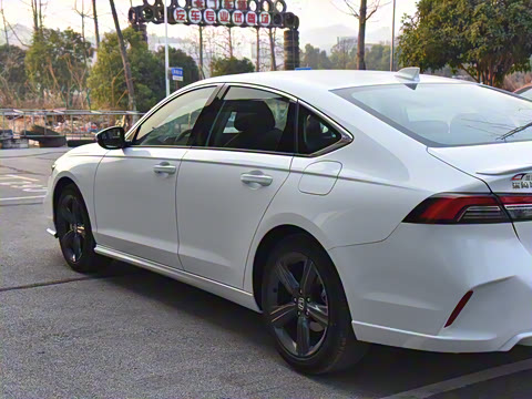 2025�� 260TURBO ��Ӣ��