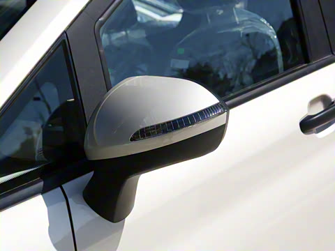 2025�� 1.6L ���������� 7��