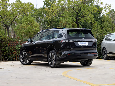 2025�� 210Ultra���Ȱ� 5��