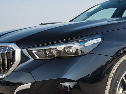 2025�� 525Li M�˶���װ