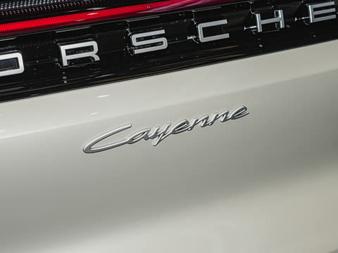 2025�� Cayenne 3.0T