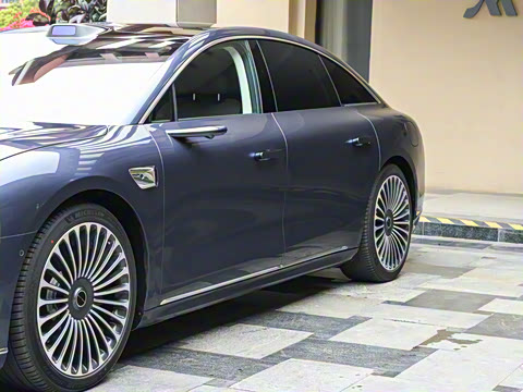 2025�� ���� Ultra