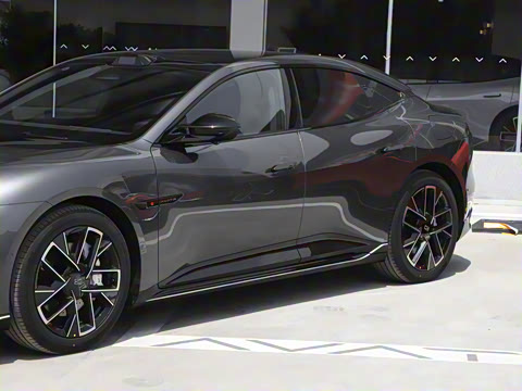 2025�� Ultra�����