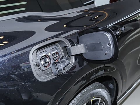 2025�� 215�콢PLUS